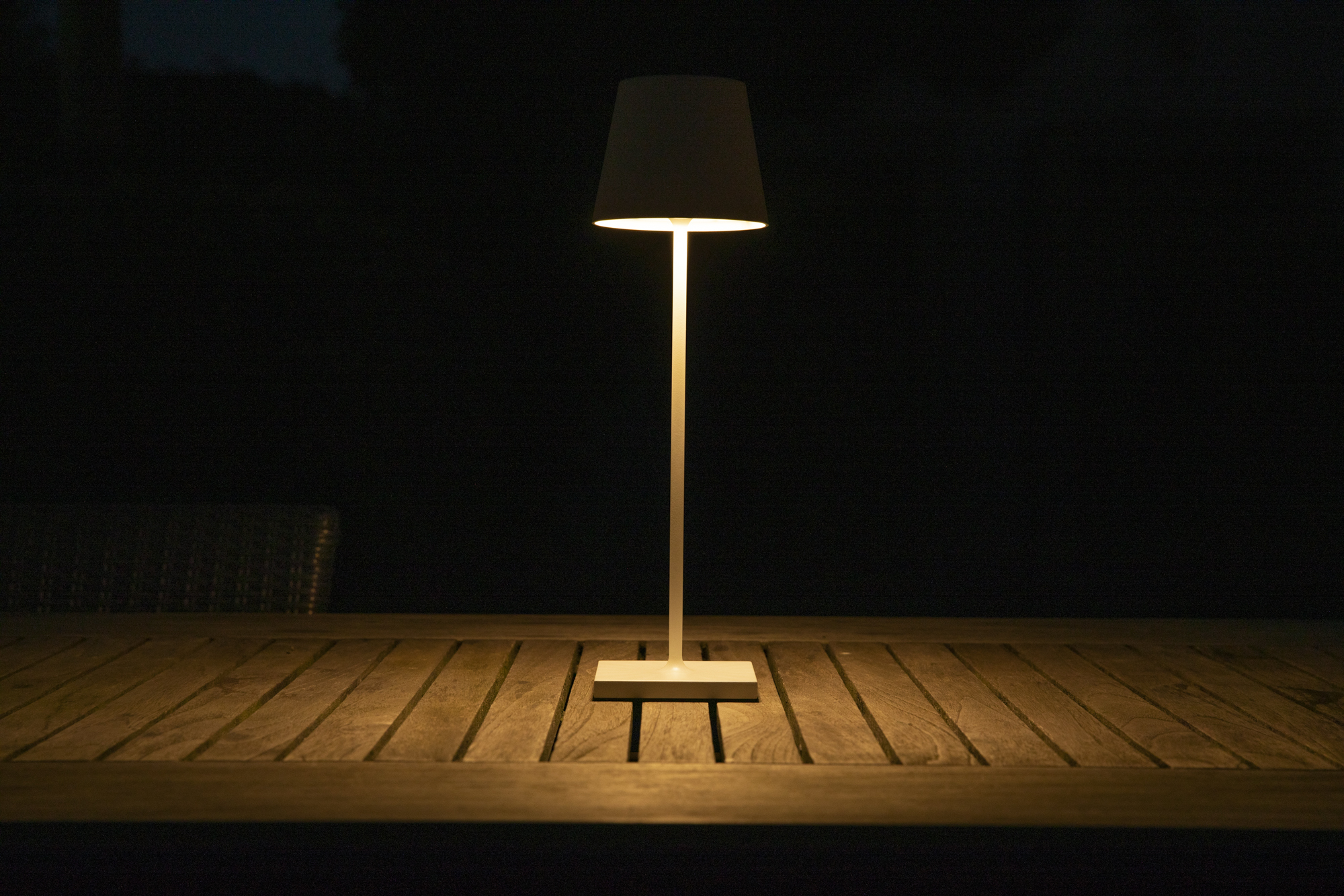 Настольная светодиодная лампа Lucide JUSTIN 27888/04/31, IP54, LED 2,2W 2700K 154lm - фото 3