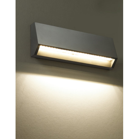 Настенный светодиодный светильник Novotech Street Kaimas 357418 SALE, IP54, LED 3,8W 3000K 220lm, пластик