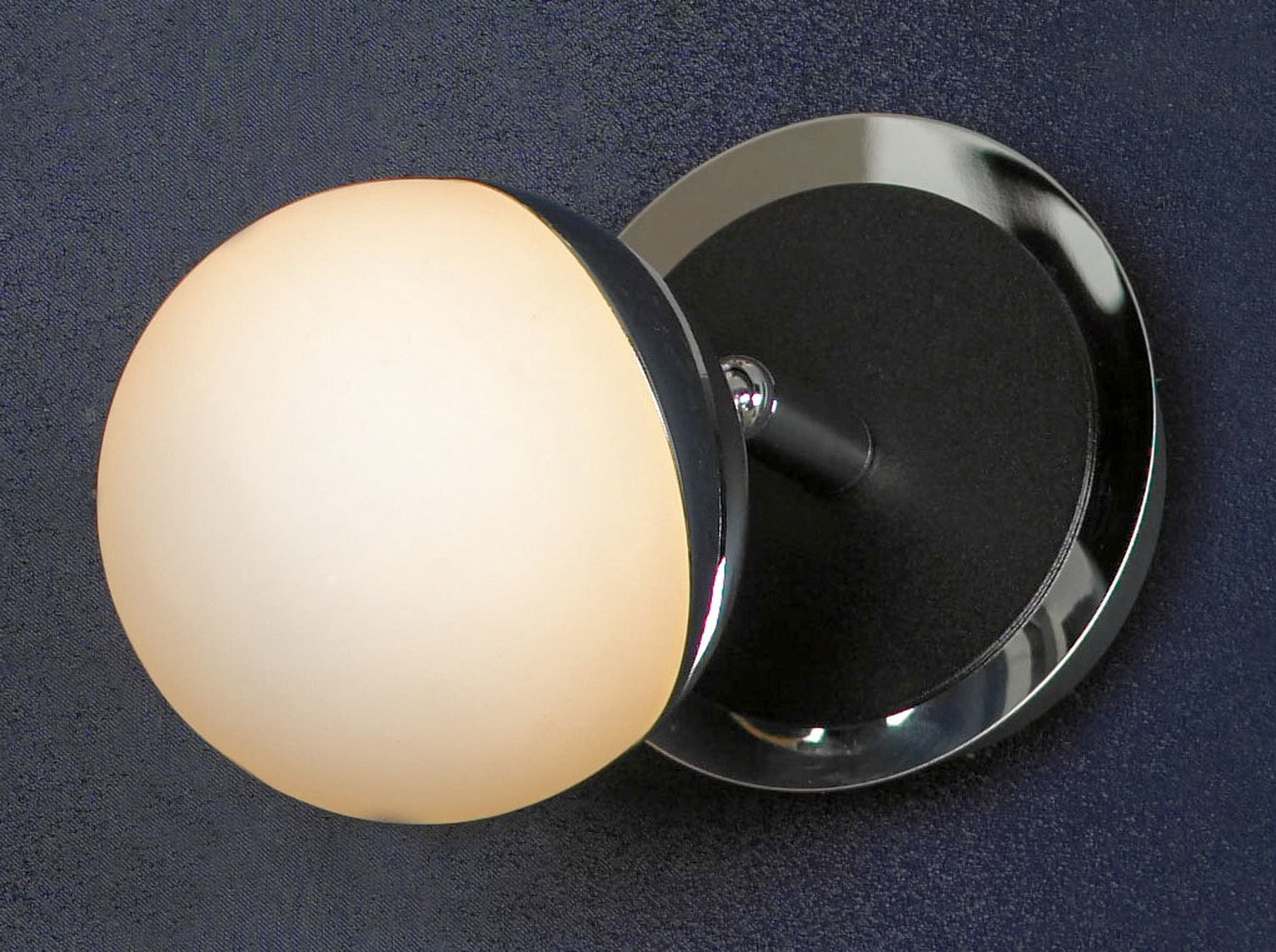Потолочный светильник с регулировкой направления света Lussole Rapallo LSX-4901-01, IP21, 1xG9x40W, хром, белый, металл, стекло - фото 1