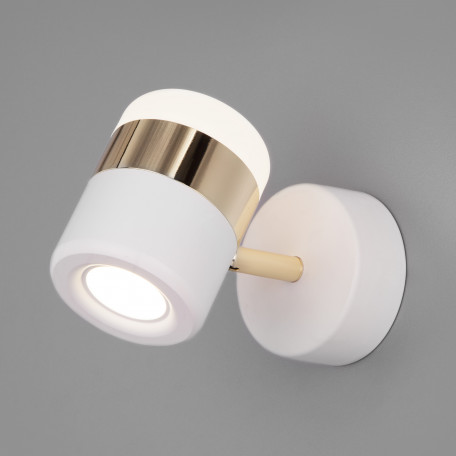 Настенный светильник с регулировкой направления света Eurosvet Oskar 20165/1 LED золото/белый (a045463)